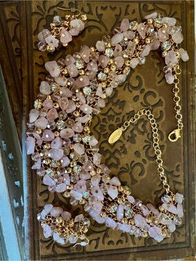 Bogar Gold-Tone Pink Crystal Bib Cluster Necklace and earrings